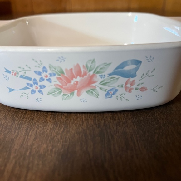 CORNING WARE CORELLE A-1-B 1 Liter Symphony Blue & Pink Flowers Square Casserole - Picture 2 of 14